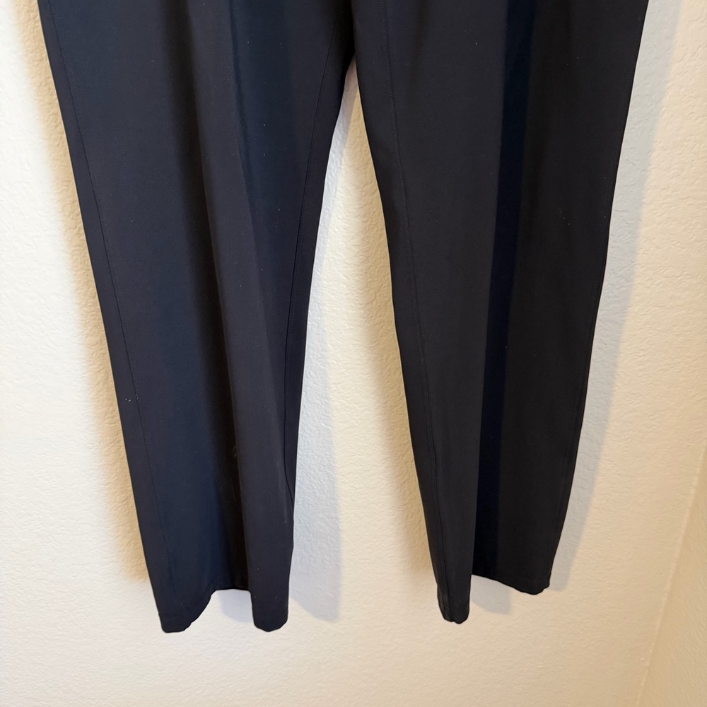 Lululemon Keep Moving High Rise Full Length Relaxed Fit Pant in Black, Size 14 - Picture 6 of 14